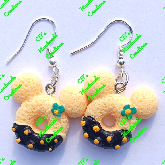Mommy and Me Mickey Donut Earrings - Picture 2 of 2